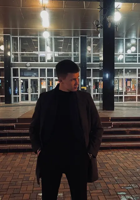 Я Михаил, 19, знакомлюсь без обязательств в Нерюнгри