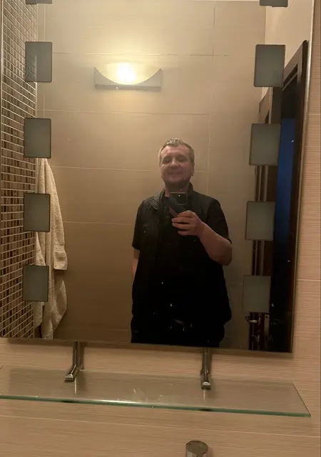 Николай из Туапсе, ищу на сайте знакомства без обязательств