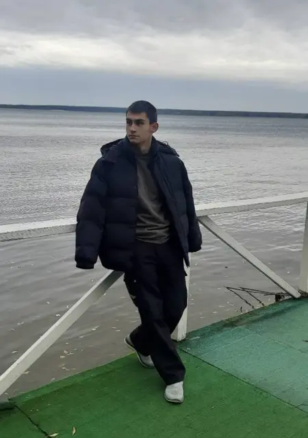 Я Даниил, 21, знакомлюсь без обязательств в Новосибирске