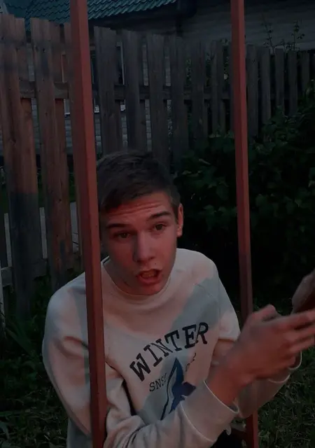 Георгий из Тольятти, мне 19, познакомлюсь без обязательств