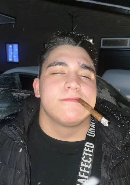 Я Roma, 20, знакомлюсь для приятного времяпровождения в Набережных Челнах