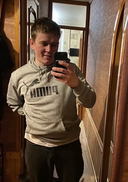 Алексей из Новокузнецка, мне 26, познакомлюсь для дружбы