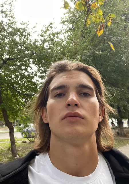 Я Oleg, 20, знакомлюсь для общения в Челябинске