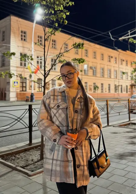 Я Света, 24, знакомлюсь для постоянных отношений в Тамбове