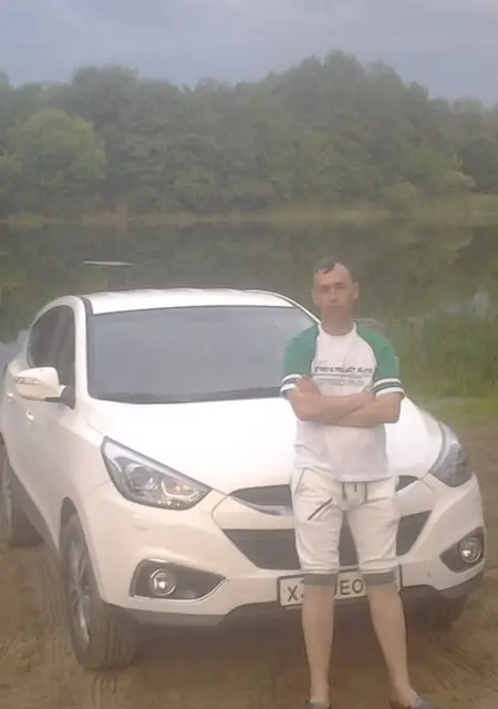 Я Александр, 46, из Воронежа, ищу знакомства без обязательств