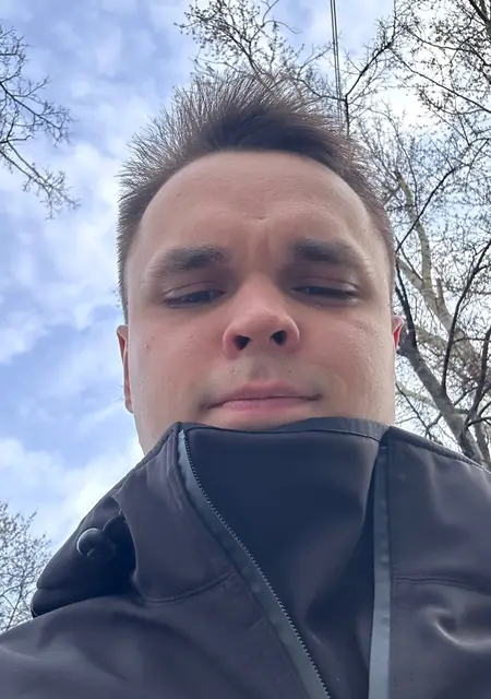 Никита из Екатеринбурга, ищу на сайте знакомства на одну ночь