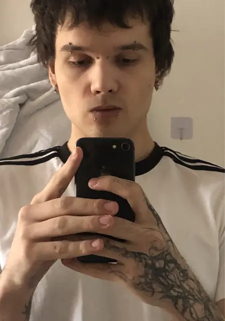 Я Kink, 20, знакомлюсь для приятного времяпровождения в Москве
