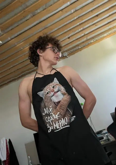 Я Янчик, 18, знакомлюсь без обязательств в Энгельсе