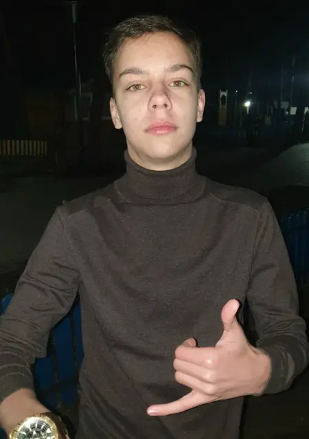 Кеша из Ульяновска, ищу на сайте знакомства на одну ночь