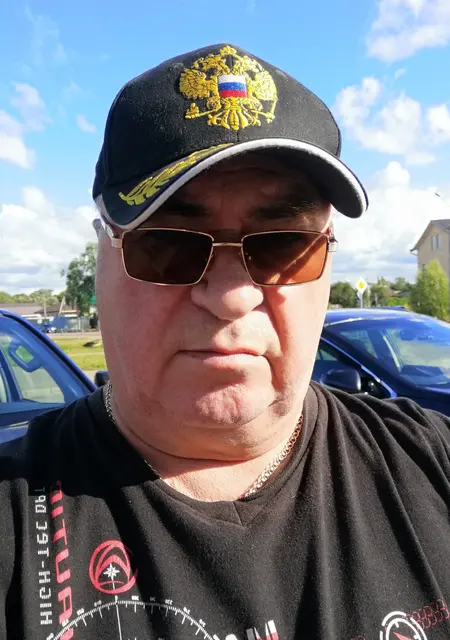 Я Аркадий, 60, из Великих Лук, ищу знакомства без обязательств