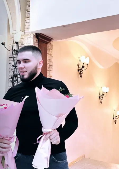 Я Артур, 28, знакомлюсь для совместных путешествий в Альметьевске