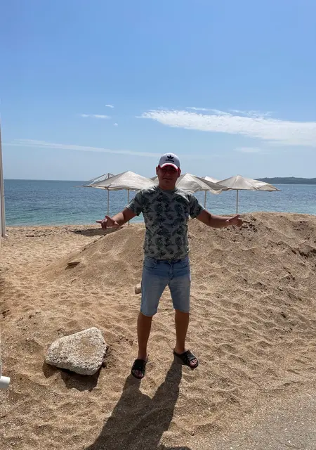 Талгат из Феодосии, мне 36, познакомлюсь без обязательств