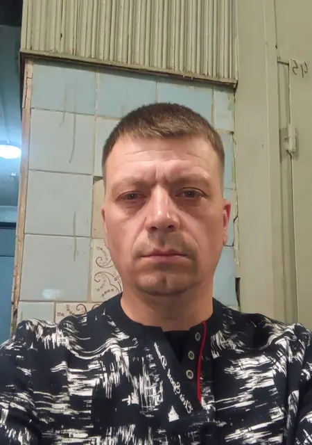 Виктор из Липецка, ищу на сайте знакомства на одну ночь