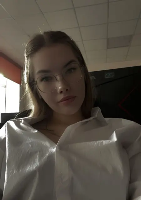 Я Софья, 18, из Перми, ищу знакомство для общения