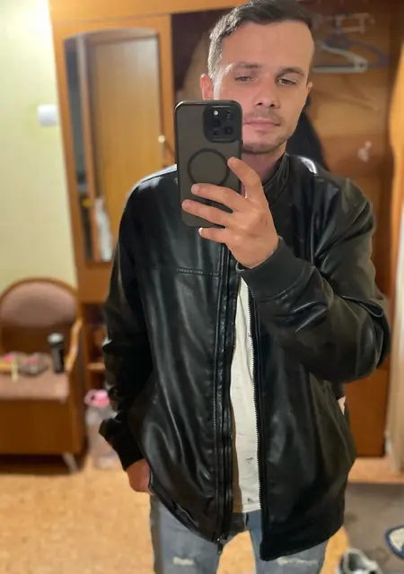 Я Виталий, 34, знакомлюсь для приятного времяпровождения в Арсеньеве