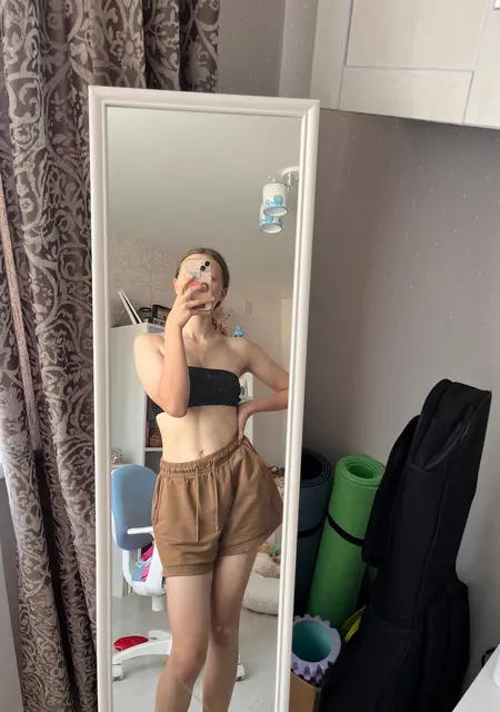 Я Оля, 20, из Калининграда, ищу знакомство для открытые отношения