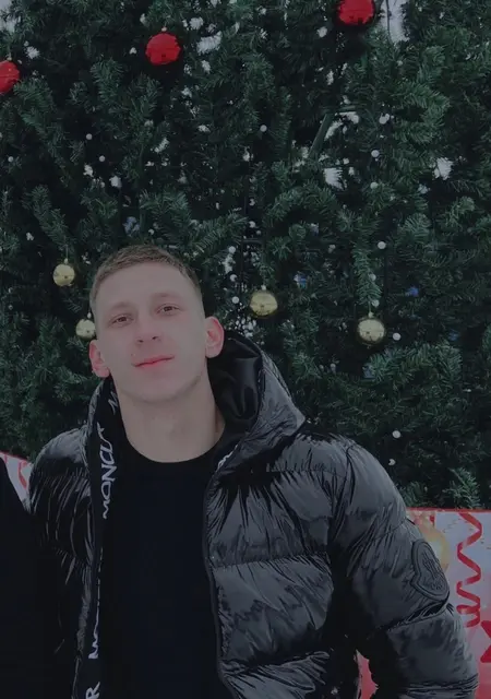 Денис из Шексны, ищу на сайте открытые отношения