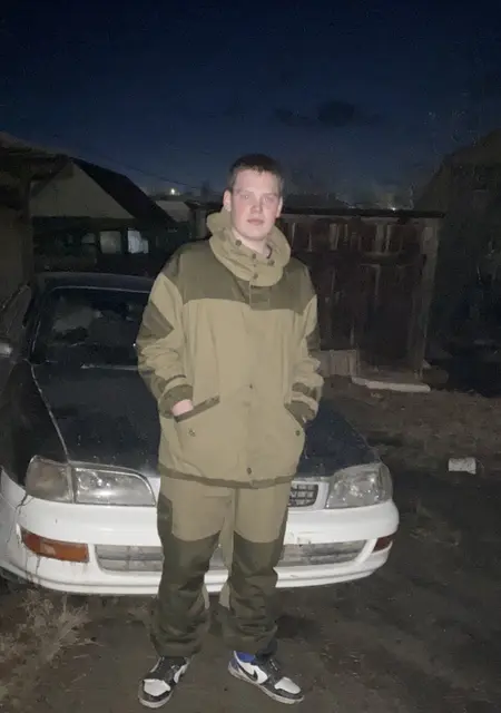 Слава из Мирного, ищу на сайте знакомства на одну ночь