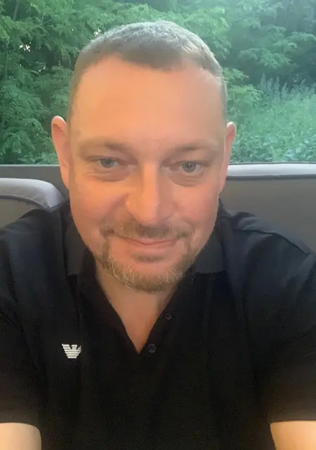 Я Александр, 40, из Тамбова, ищу знакомство для открытые отношения