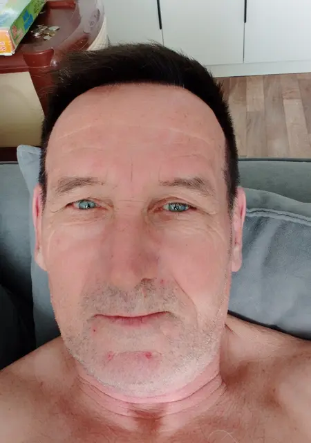 Я Александр, 56, знакомлюсь без обязательств в Саратове