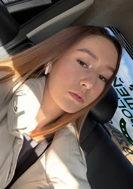 Наташа из Санкт-Петербурга, мне 20, познакомлюсь для вирта