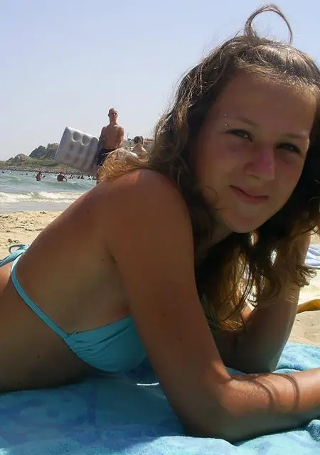 Я Софья, 18, из Курганинска, ищу знакомство для постоянных отношений