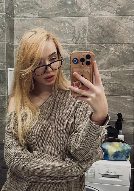 Екатерина из Свободного, мне 22, познакомлюсь для приятного времяпровождения