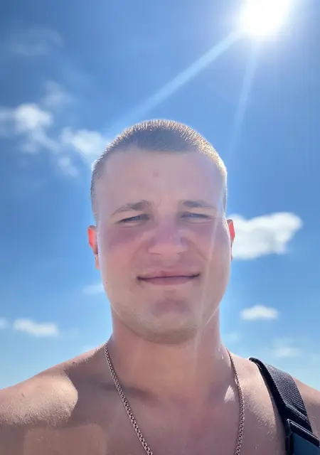 Maksim из Краснодара, ищу на сайте общение