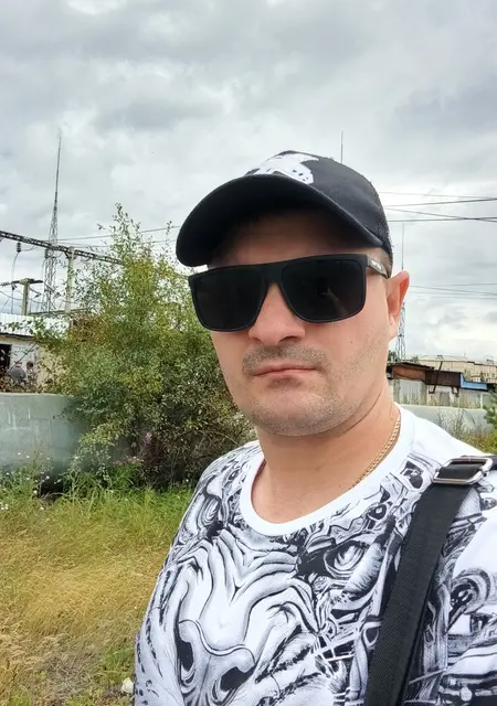 Артур из Улан-Удэ, мне 31, познакомлюсь для постоянных отношений