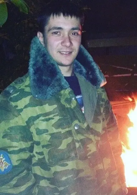 Я Витёк, 28, знакомлюсь на одну ночь в Яйве