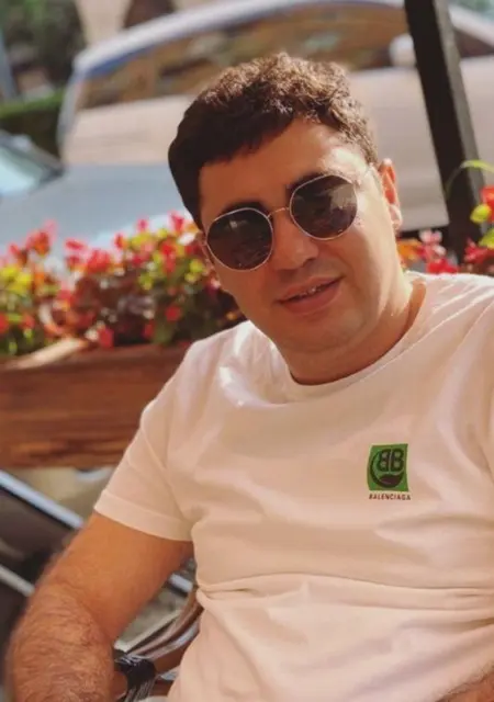 Арман из Переславля-Залесского, ищу на сайте знакомства на одну ночь