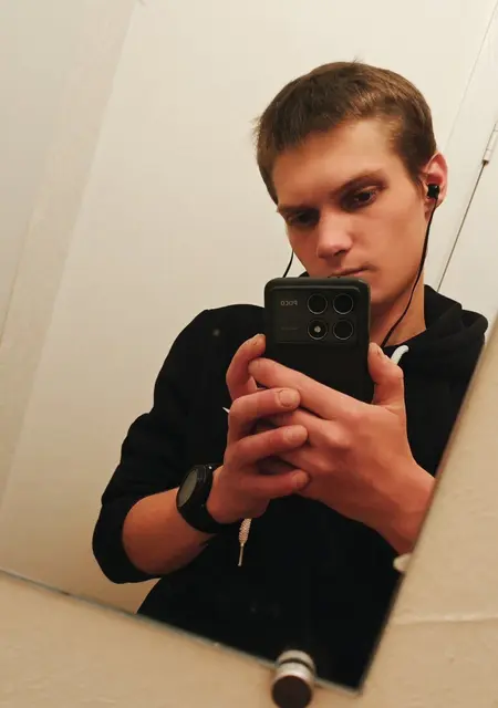 Александр из Гатчины, ищу на сайте общение