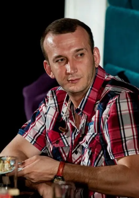 Я Petr, 47, из Иркутска, ищу знакомства без обязательств