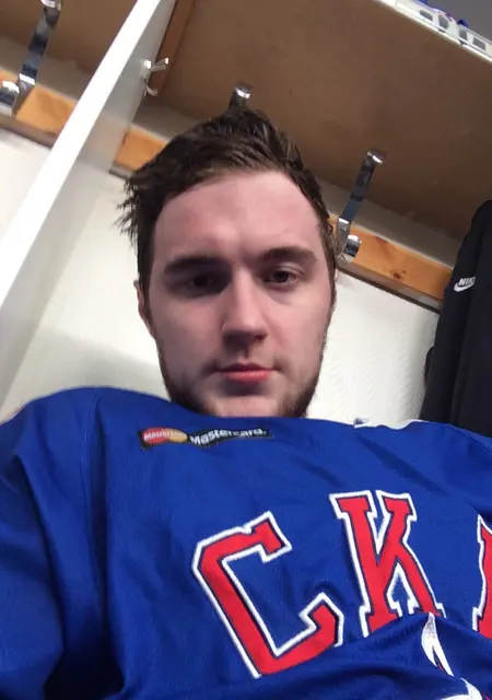 Никита из Луги, мне 28, познакомлюсь на одну ночь