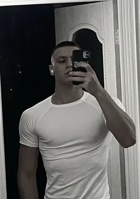 Jeopardized из Михайловска, ищу на сайте знакомства на одну ночь