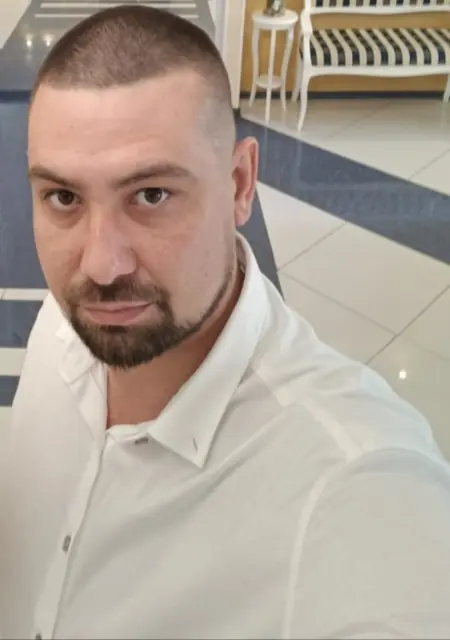 Vlady из Ломоносова, мне 35, познакомлюсь без обязательств