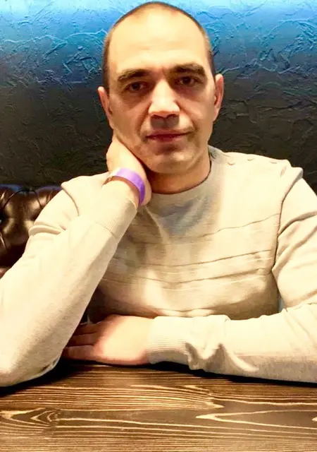 Руслан из Тольятти, ищу на сайте знакомства на одну ночь