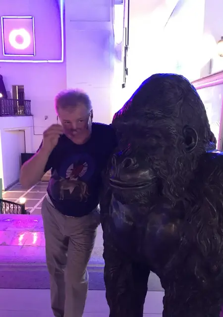 Vik из Керчи, ищу на сайте постоянные отношения