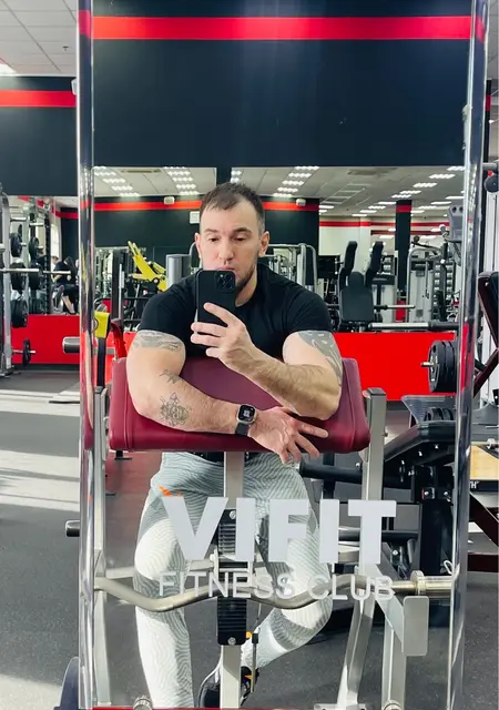 Руслан из Нового Уренгоя, мне 38, познакомлюсь для приятного времяпровождения