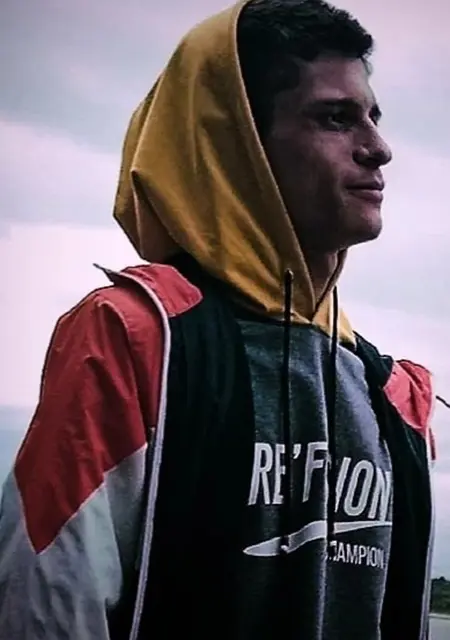 Кирилл из Новочебоксарска, ищу на сайте знакомства на одну ночь