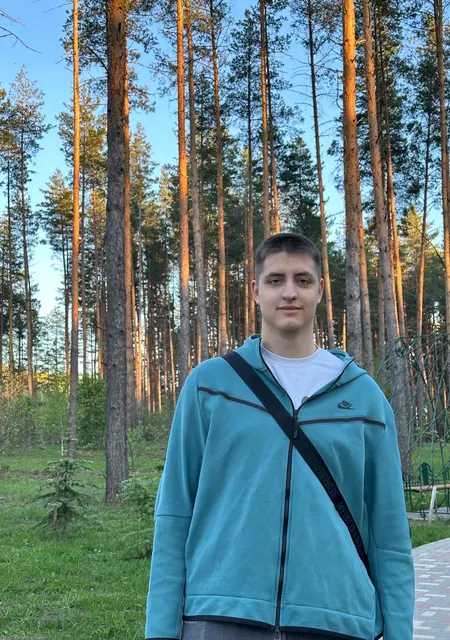 Я Миша, 21, из Рязани, ищу знакомство для постоянных отношений