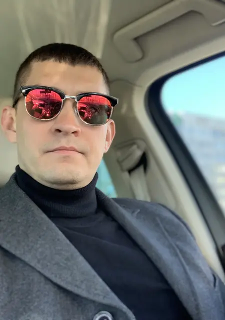 Я Максим, 39, из Тюмени, ищу знакомства на одну ночь