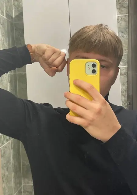 Я Атрей, 19, знакомлюсь для общения в Пензе