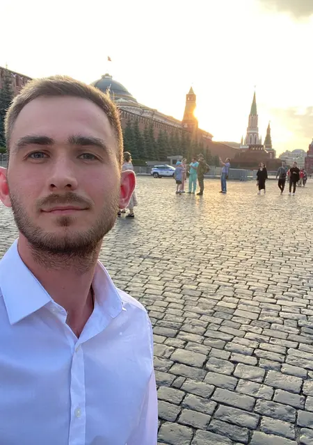 Дмитрий из Елабуги, мне 26, познакомлюсь для приятного времяпровождения