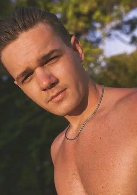 Дмитрий из Новороссийска, ищу на сайте дружбу