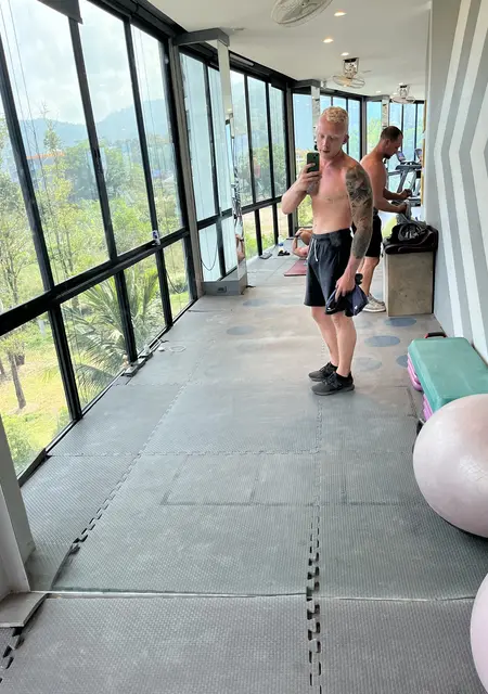 Я Максим, 32, знакомлюсь для общения в Дубне