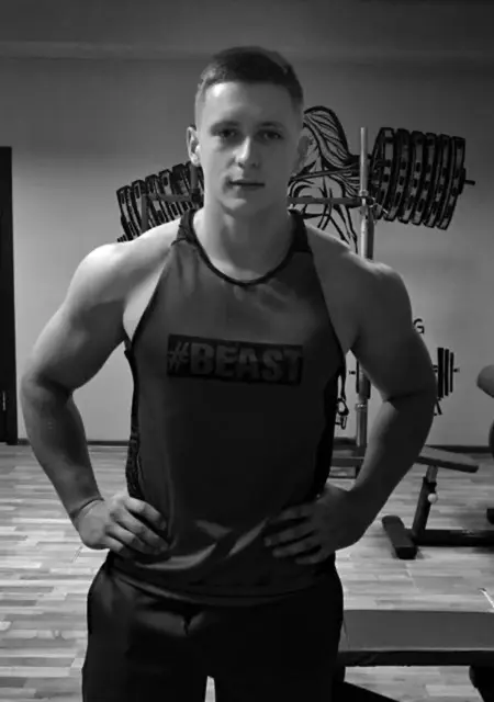 Я Сергей, 30, знакомлюсь без обязательств в Новошахтинске