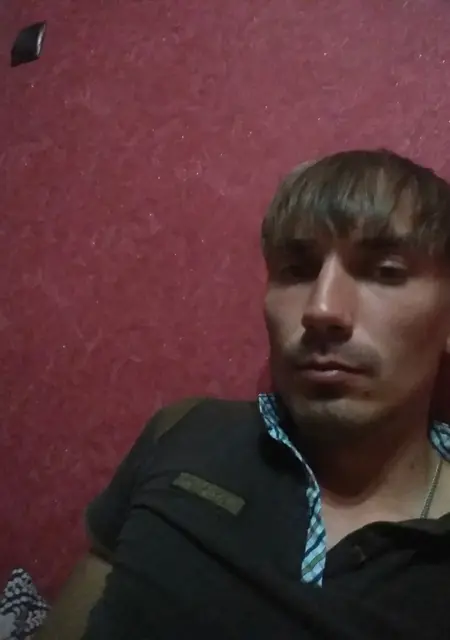 Максим из Зеленокумска, ищу на сайте знакомства на одну ночь