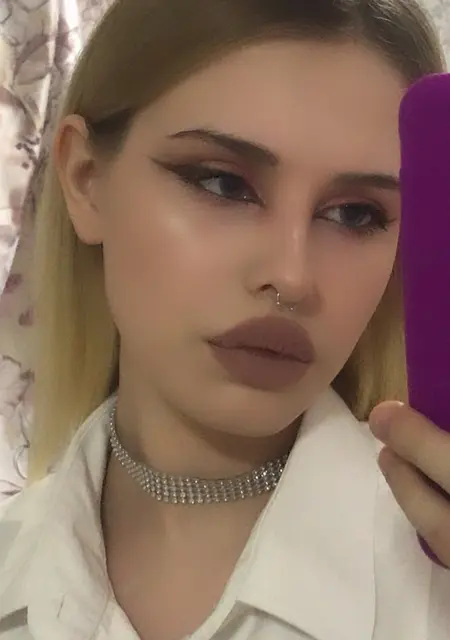 Katy из Калининграда, ищу на сайте вирта