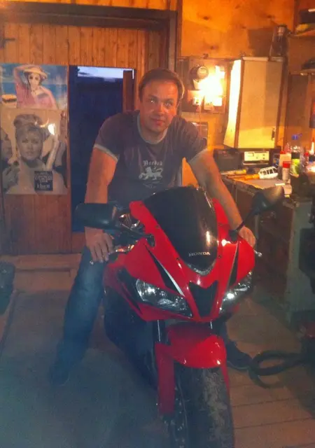 Alex из Ногинска, мне 45, познакомлюсь на одну ночь